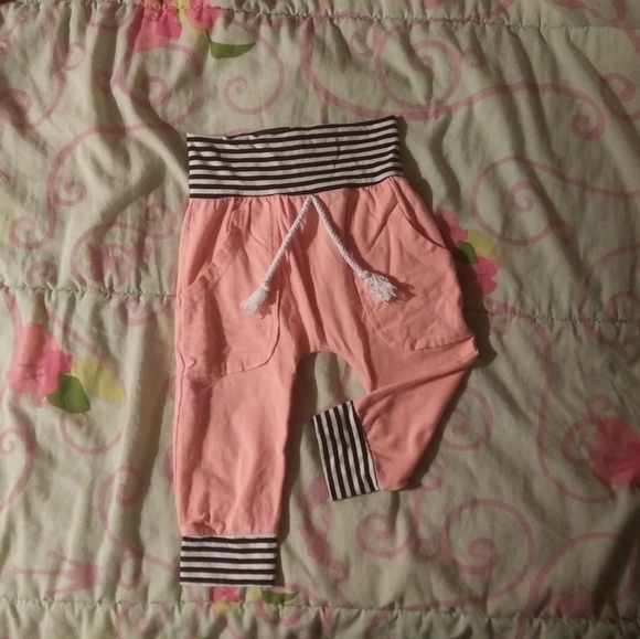 Baby girl size 12 months outfit - Picture 3 of 3